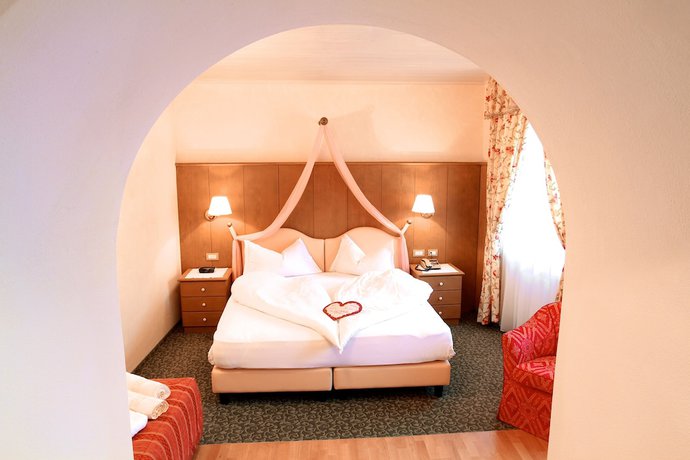 Imagen de la habitación del Hotel Weisses Lamm, Welsberg-Taisten - Monguelfo-Tesido. Foto 7