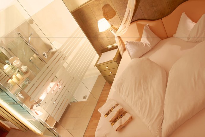 Imagen de la habitación del Hotel Weisses Lamm, Welsberg-Taisten - Monguelfo-Tesido. Foto 9