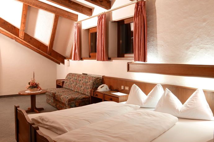Imagen de la habitación del Hotel Weisses Lamm, Welsberg-Taisten - Monguelfo-Tesido. Foto 14