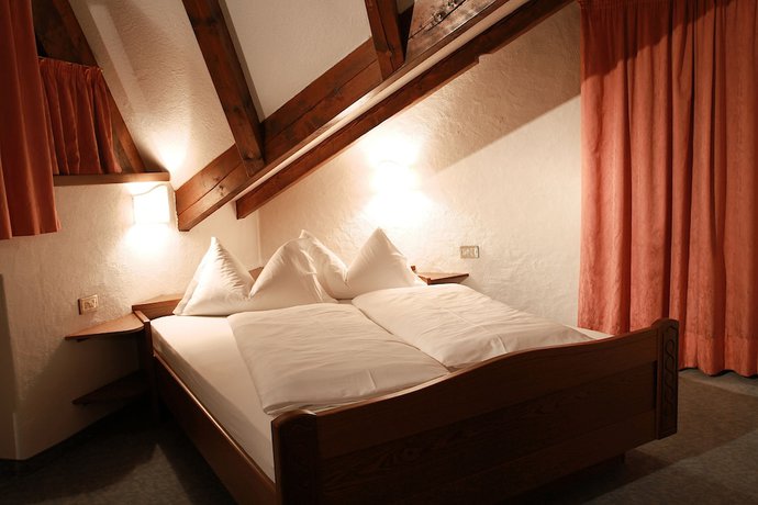 Imagen de la habitación del Hotel Weisses Lamm, Welsberg-Taisten - Monguelfo-Tesido. Foto 15