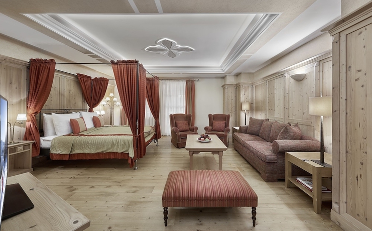 Imagen de la habitación del Hotel Weisses Roessl. Foto 19