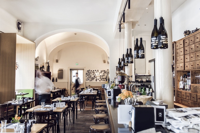 Imagen del bar/restaurante del Hotel Weitzer Graz. Foto 4