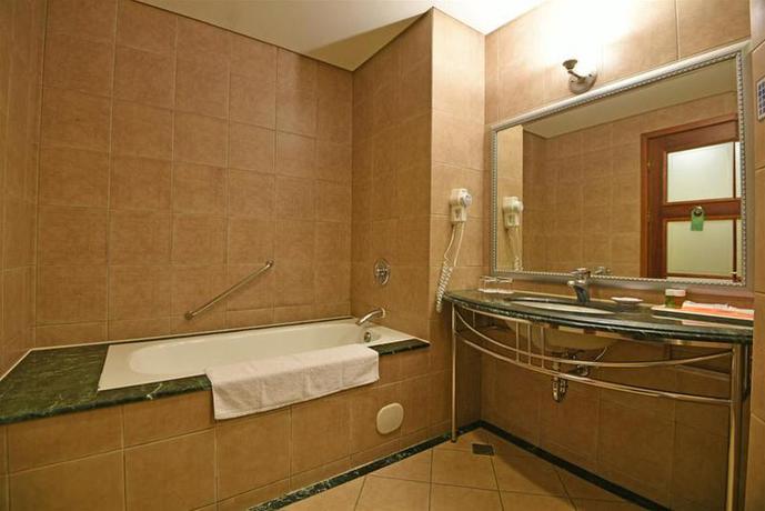 Imagen general del Hotel Wei-yat Grand. Foto 4
