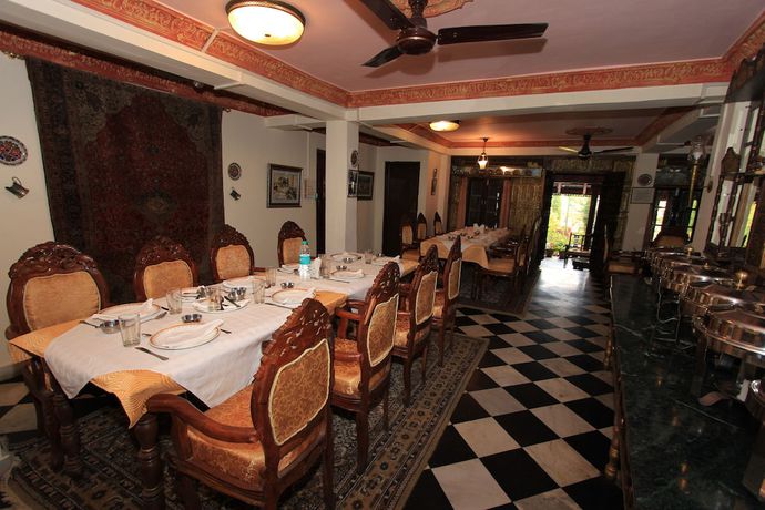 Imagen del bar/restaurante del Hotel WelcomHeritage Grace. Foto 2