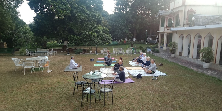 Imagen de los interiores del Hotel WelcomHeritage Judge\'s Court. Foto 14