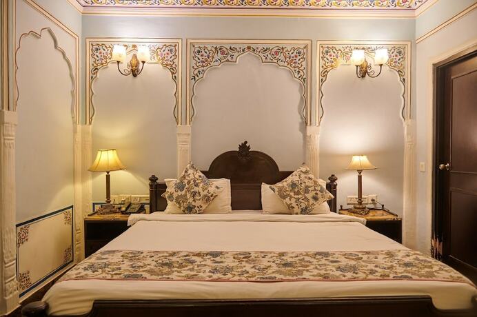 Imagen de la habitación del Hotel WelcomHeritage Traditional Haveli, JAIPUR. Foto 16