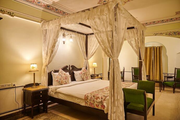 Imagen general del Hotel WelcomHeritage Traditional Haveli, JAIPUR. Foto 5