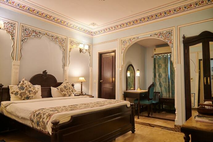 Imagen general del Hotel WelcomHeritage Traditional Haveli, JAIPUR. Foto 8