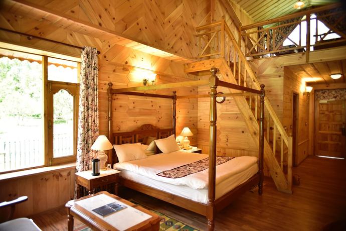 Imagen de la habitación del Hotel WelcomHeritage Urvashi\'s Retreat. Foto 3