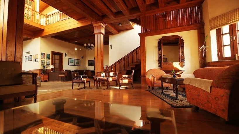 Imagen del bar/restaurante del Hotel WelcomHeritage Windsor Lodge. Foto 4