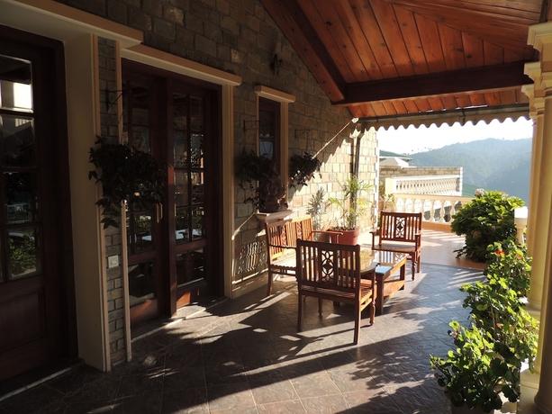 Imagen de los interiores del Hotel WelcomHeritage Windsor Lodge. Foto 15