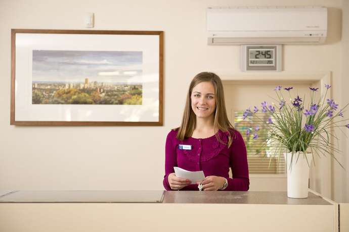 Imagen de los interiores del Hotel Welcome Inn 277. Foto 19