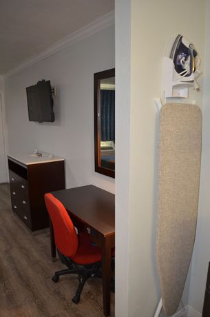 Imagen de la habitación del Hotel Welcome Inn, Corona. Foto 10