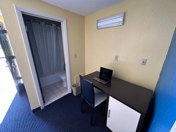 Imagen de la habitación del Hotel Welcome Inn, Davisville. Foto 18