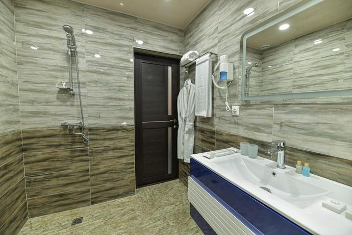 Imagen de la habitación del Hotel Welcome Inn, Erev&aacute;n. Foto 16
