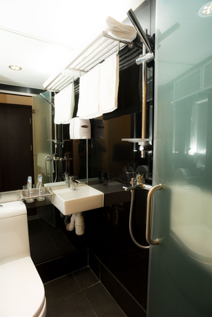 Imagen de la habitación del Hotel Welcome Inn, Tsim Sha Tsui. Foto 8