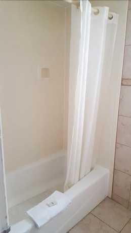 Imagen de la habitación del Hotel Welcome Inn on Colorado Blvd. Foto 5