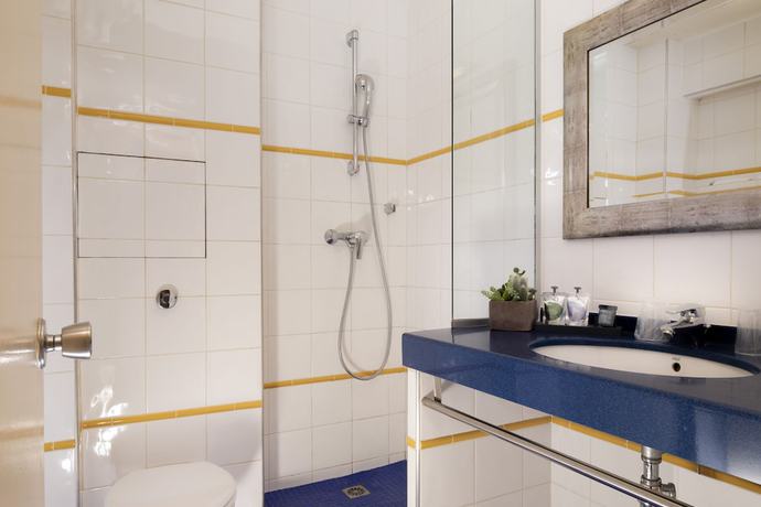 Imagen de la habitación del Hotel Welcome, Par&iacute;s Centro. Foto 4