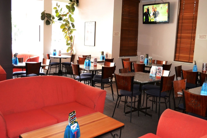 Imagen del bar/restaurante del Hotel Welcome Stranger. Foto 4