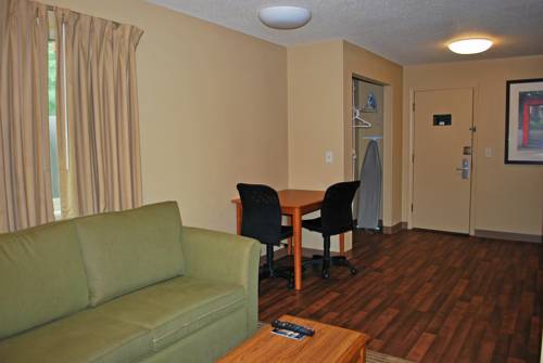 Imagen de la habitación del Hotel Welcome Suites Hazelwood. Foto 3
