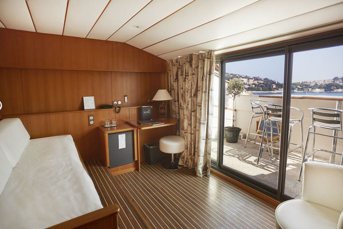 Imagen de la habitación del Hotel Welcome, VILLEFRANCHE-SUR-MER. Foto 2