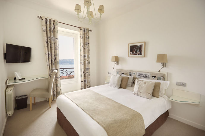 Imagen de la habitación del Hotel Welcome, VILLEFRANCHE-SUR-MER. Foto 9