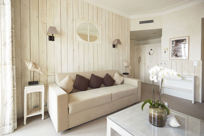 Imagen de la habitación del Hotel Welcome, VILLEFRANCHE-SUR-MER. Foto 11