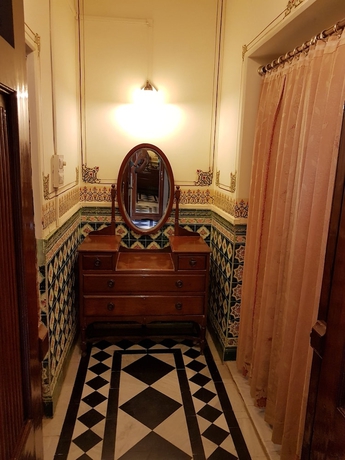 Imagen de la habitación del Hotel Welcomheritage Mandir Palace. Foto 16