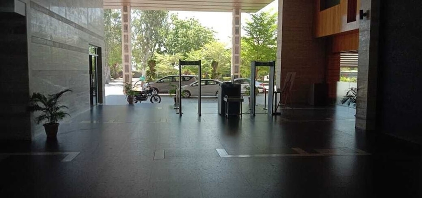 Imagen de los interiores del Hotel Welcomhotel By Itc Hotels, Kences Palm Beach, Mamallapuram. Foto 14