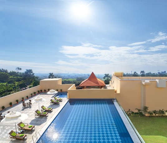 Imagen de la piscina del Hotel Welcomhotel by ITC Hotels, Bhubaneswar. Foto 20