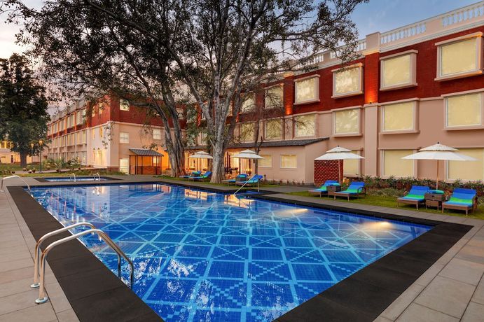 Imagen de la piscina del Hotel Welcomhotel by ITC Hotels, Raja Sansi, Amritsar. Foto 19