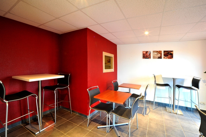 Imagen del bar/restaurante del Hotel Welcomotel. Foto 5
