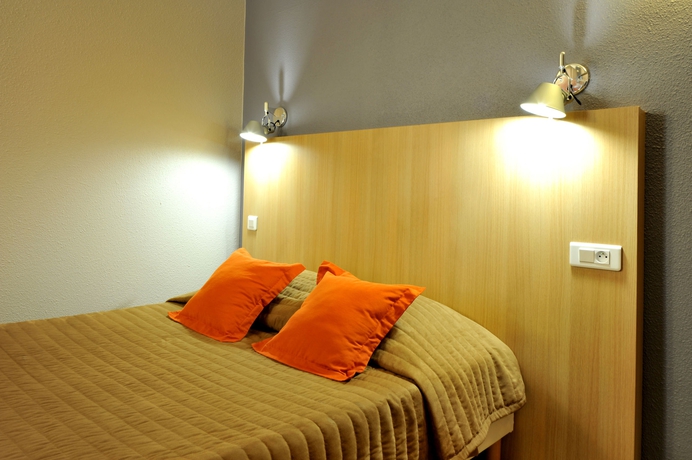 Imagen de la habitación del Hotel Welcomotel. Foto 13