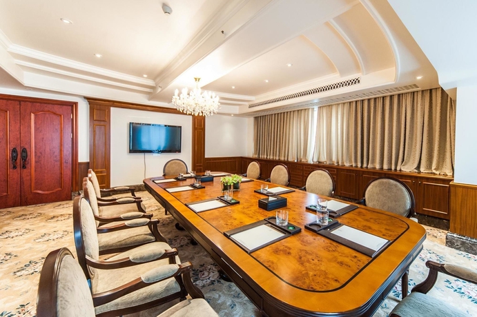 Imagen de los interiores del Hotel Weldon Hotel. Foto 13