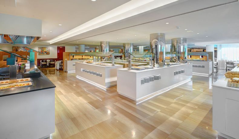 Imagen del bar/restaurante del Hotel Welikehotel Marfil Playa. Foto 3