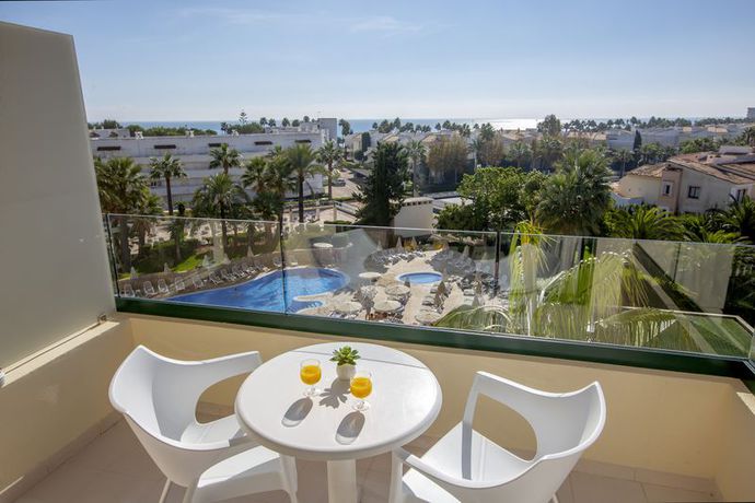 Imagen de los exteriores del Hotel Welikehotel Marfil Playa. Foto 9