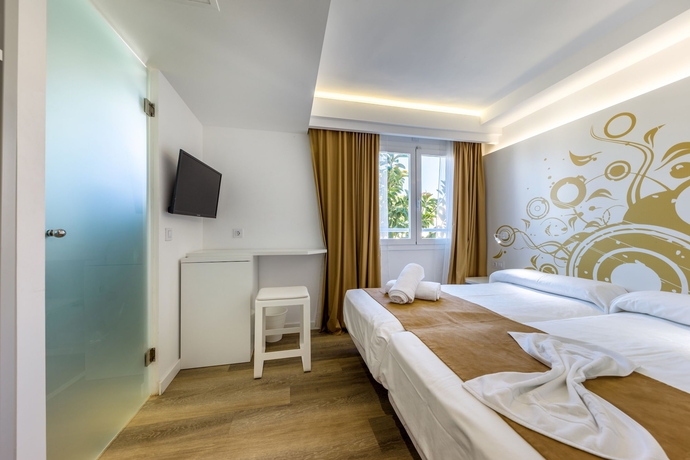 Imagen de la habitación del Hotel Welikehotel Triton Beach. Foto 18