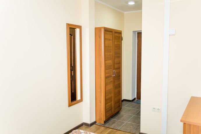 Imagen de la habitación del Hotel Well. Foto 8