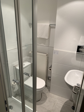 Imagen de la habitación del Hotel Well Garni. Foto 6