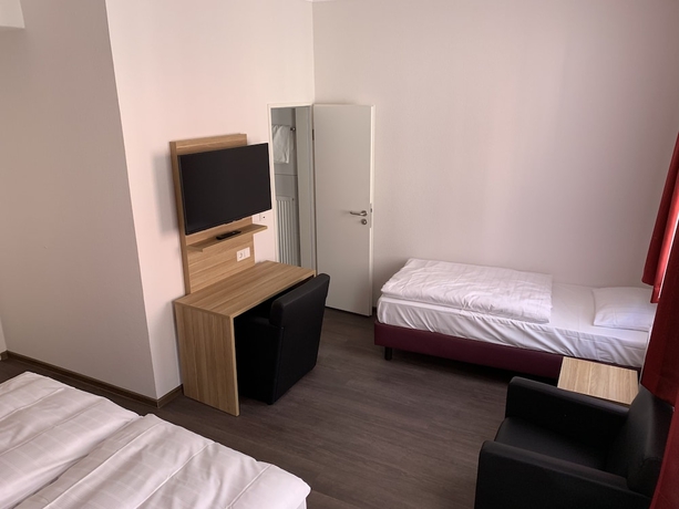 Imagen de la habitación del Hotel Well Garni. Foto 7