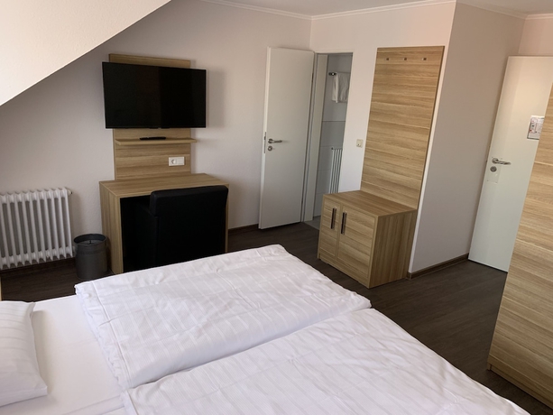 Imagen de la habitación del Hotel Well Garni. Foto 9
