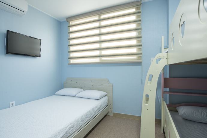 Imagen de la habitación del Hotel Well Plus Bnb Guest House. Foto 5