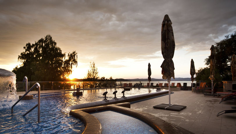 Imagen de la piscina del Hotel Wellamarin. Foto 4