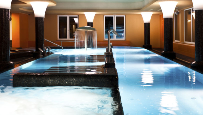 Imagen de la piscina del Hotel Wellamarin. Foto 12