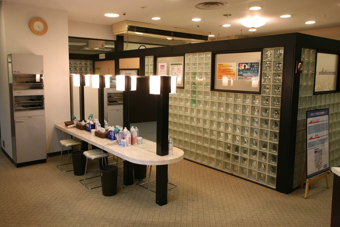 Imagen general del Hotel Wellbe Meieki - Caters To Men. Foto 4