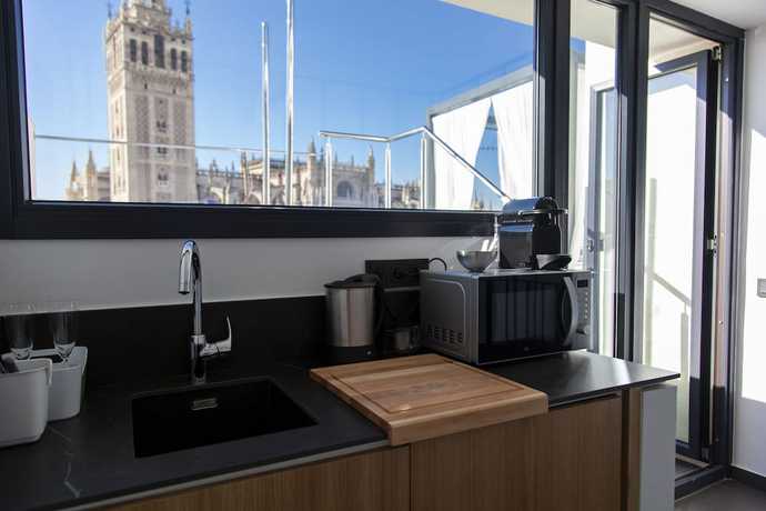 Imagen de la habitación del Hotel Welldone Cathedral. Foto 6