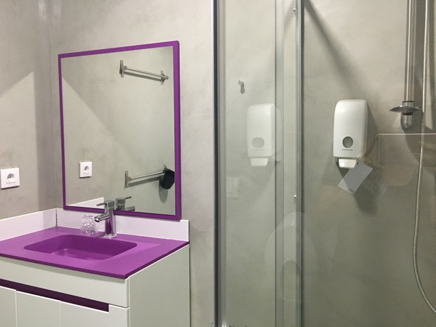 Imagen de la habitación del Hotel Welldone Sierpes Boutique. Foto 2