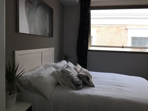 Imagen de la habitación del Hotel Welldone Sierpes Boutique. Foto 5