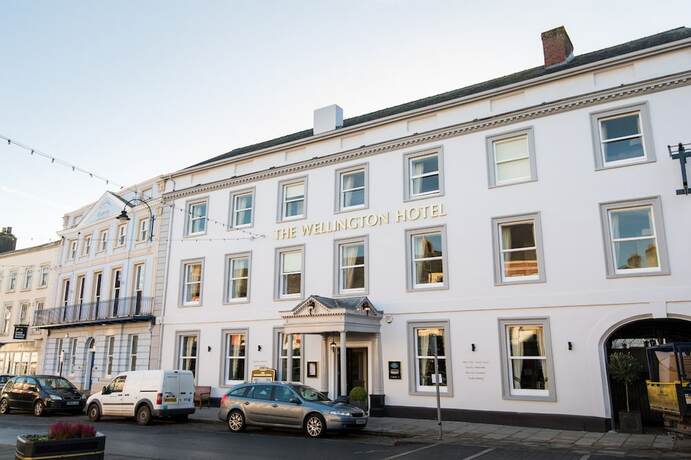 Imagen general del Hotel Wellington, Brecon Beacons National Park. Foto 1