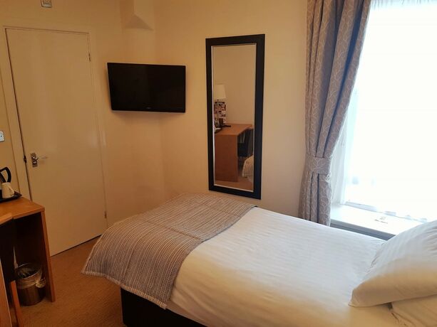 Imagen de la habitación del Hotel Wellington, Brecon Beacons National Park. Foto 12